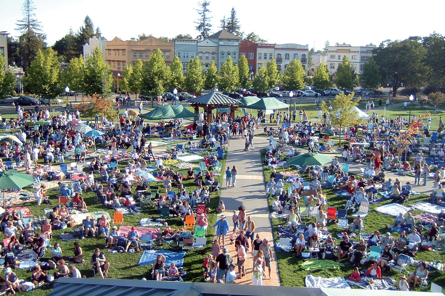 Windsor Summer Nights on the Green