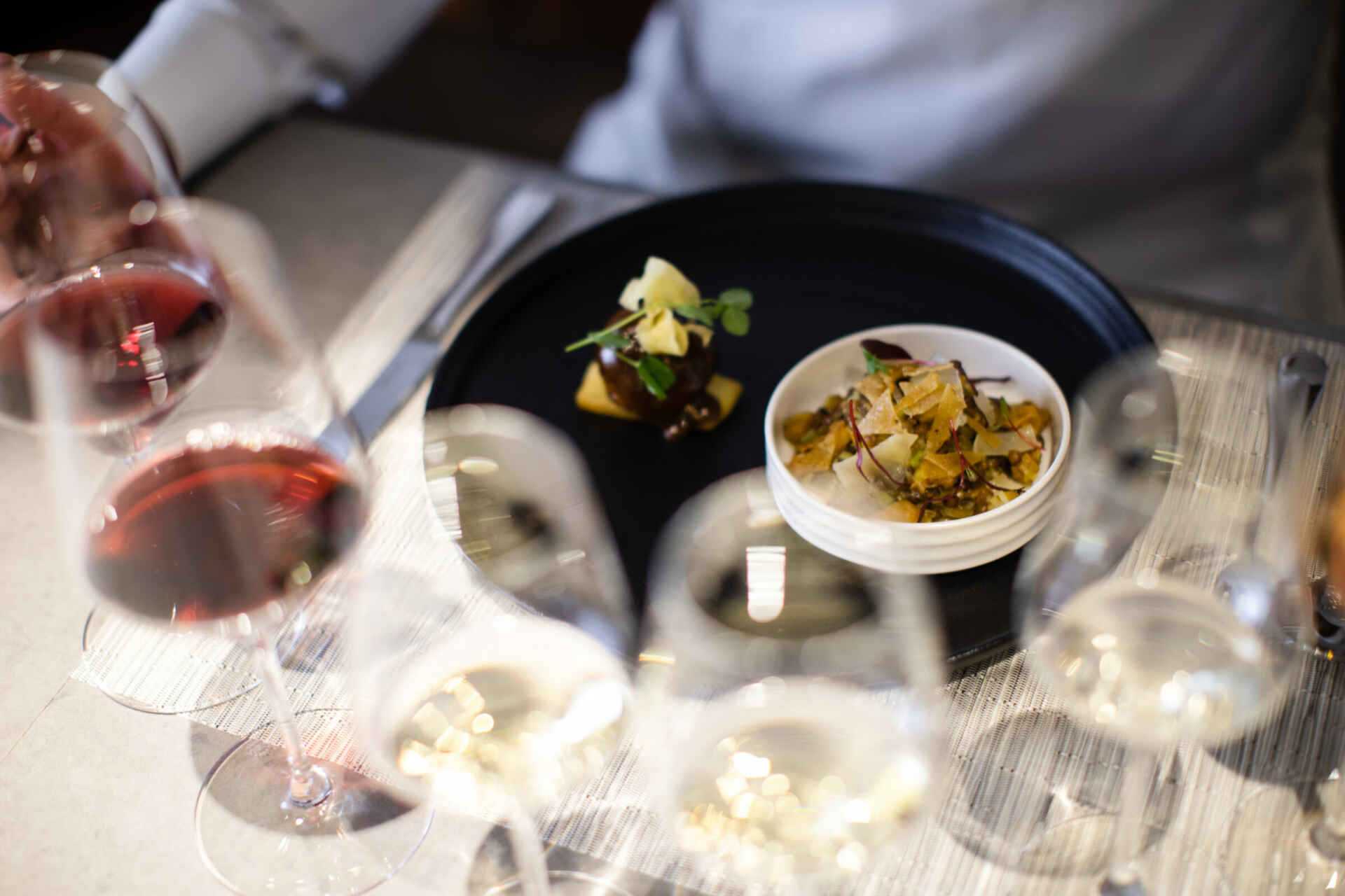 The Complete Guide to Wine and Food Pairing
