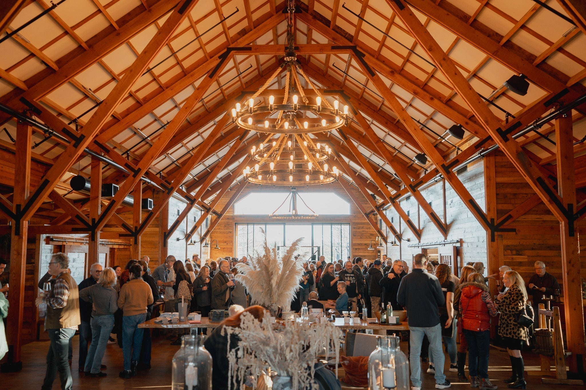 Pour + Explore: Pinot Noir